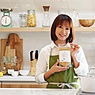 鈴木亜美が開発に協力！おいしくてヘルシーなカレーパウダー「なないろカレー」発売