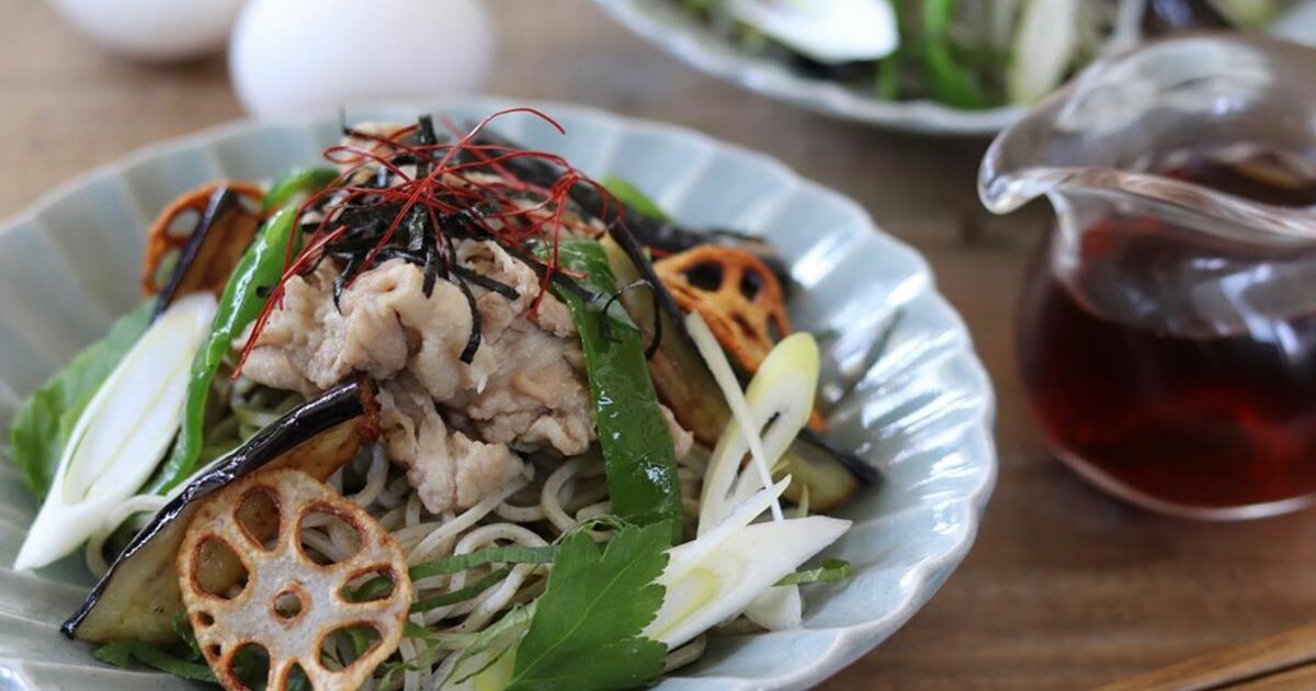 ざる蕎麦に飽きたら試してほしい！トッピングいろいろ「冷やし蕎麦 