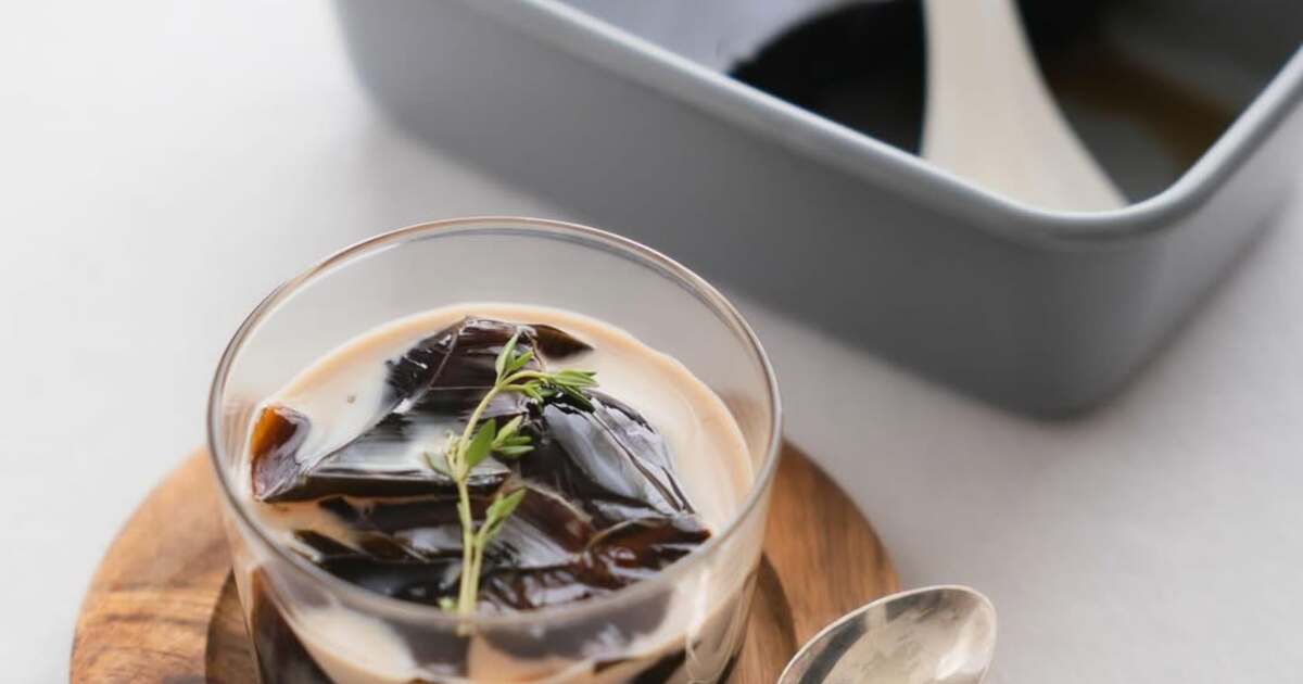 暑い季節にぴったり！ぷるぷる食感がたまらない、ひんやり涼やかゼリー