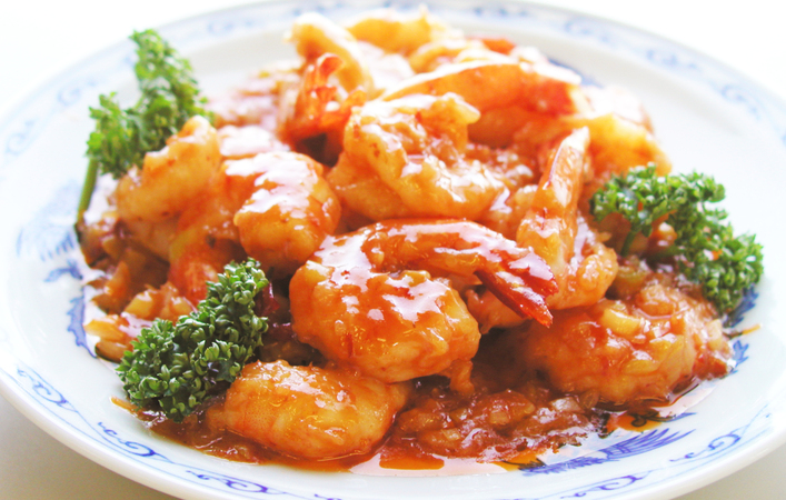 プリプリ食感と濃厚な旨味がたまらない！みんなが大好きな「えび」のおいしいレシピ