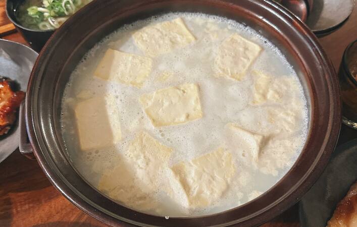 とろとろのお豆腐や旨辛味にハマる！「湯豆腐」のおいしい食べ方