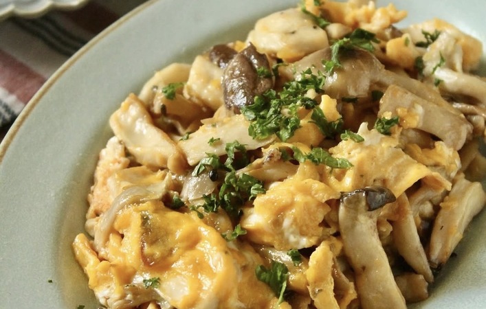 秋の味覚を満喫！手軽でおいしい「きのこで作る副菜レシピ」5選