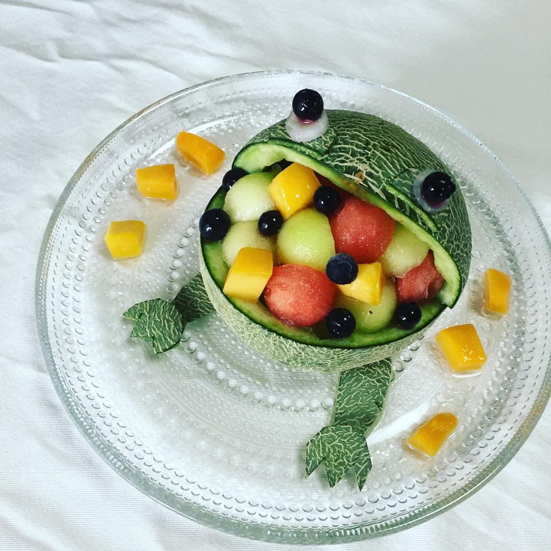 https://www.instagram.com/p/6_G9xvuK48/