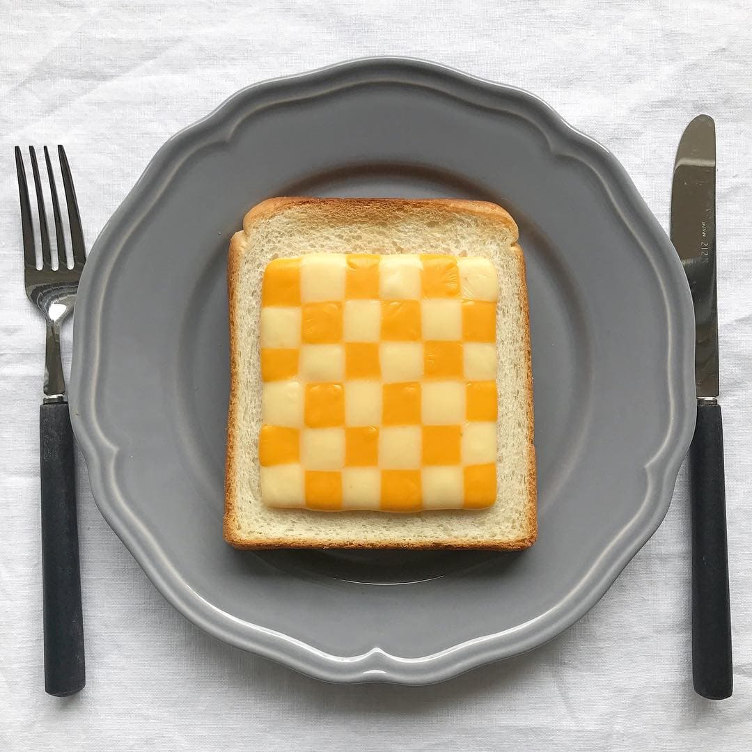 https://www.instagram.com/p/BeBrtntAkIr/