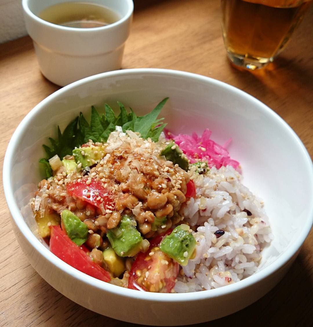https://www.instagram.com/p/BJG725gAcvf/