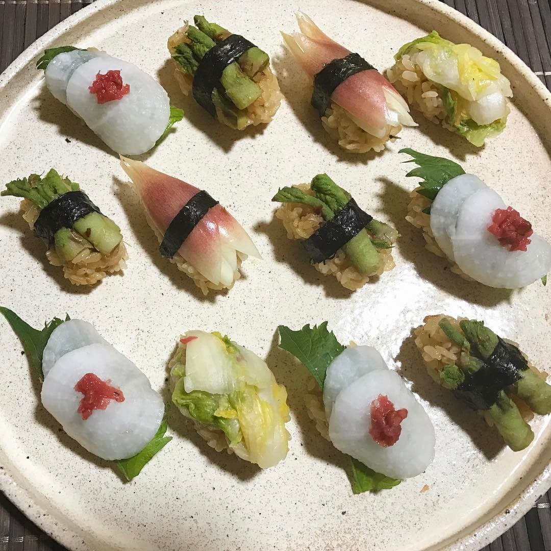 https://www.instagram.com/p/BQmeJdzFlJP/