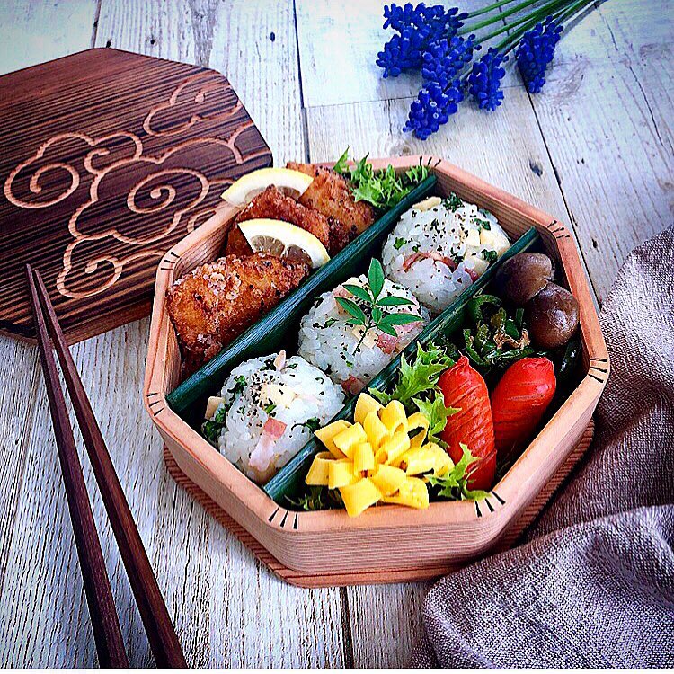 https://www.instagram.com/p/BwaoLZuAQ05/