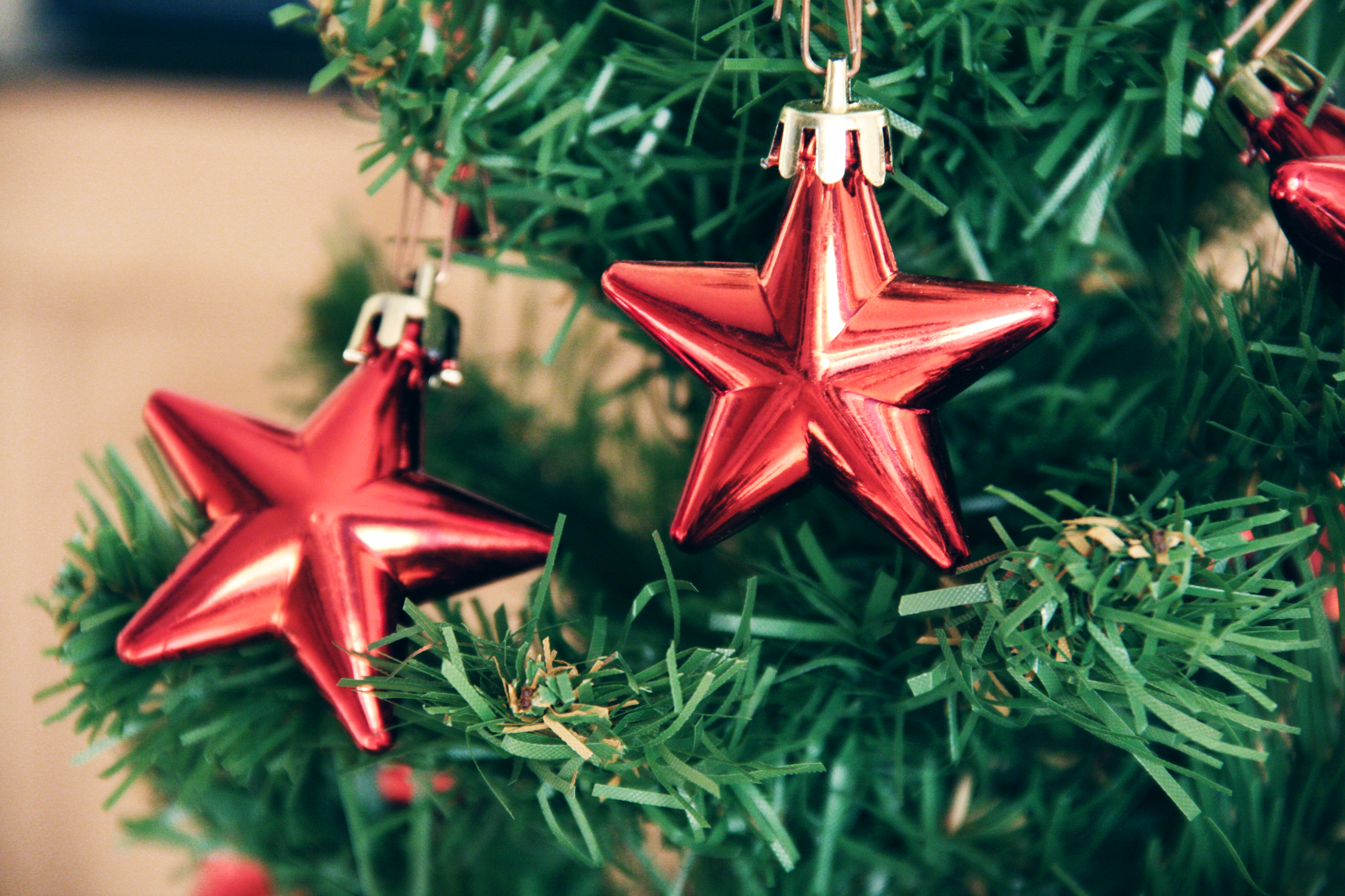 https://www.pexels.com/photo/christmas-xmas-santa-claus-advent-3462/