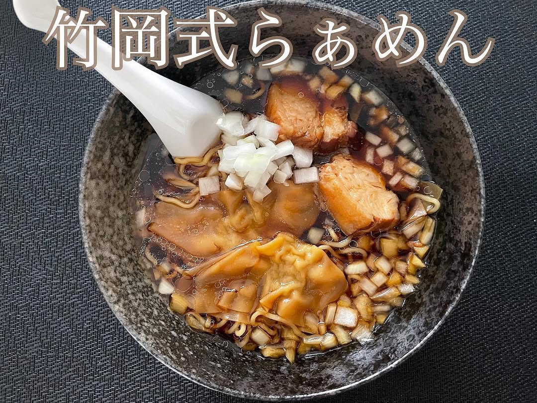 https://www.instagram.com/p/Clc2OZjP0Hz/?img_index=1