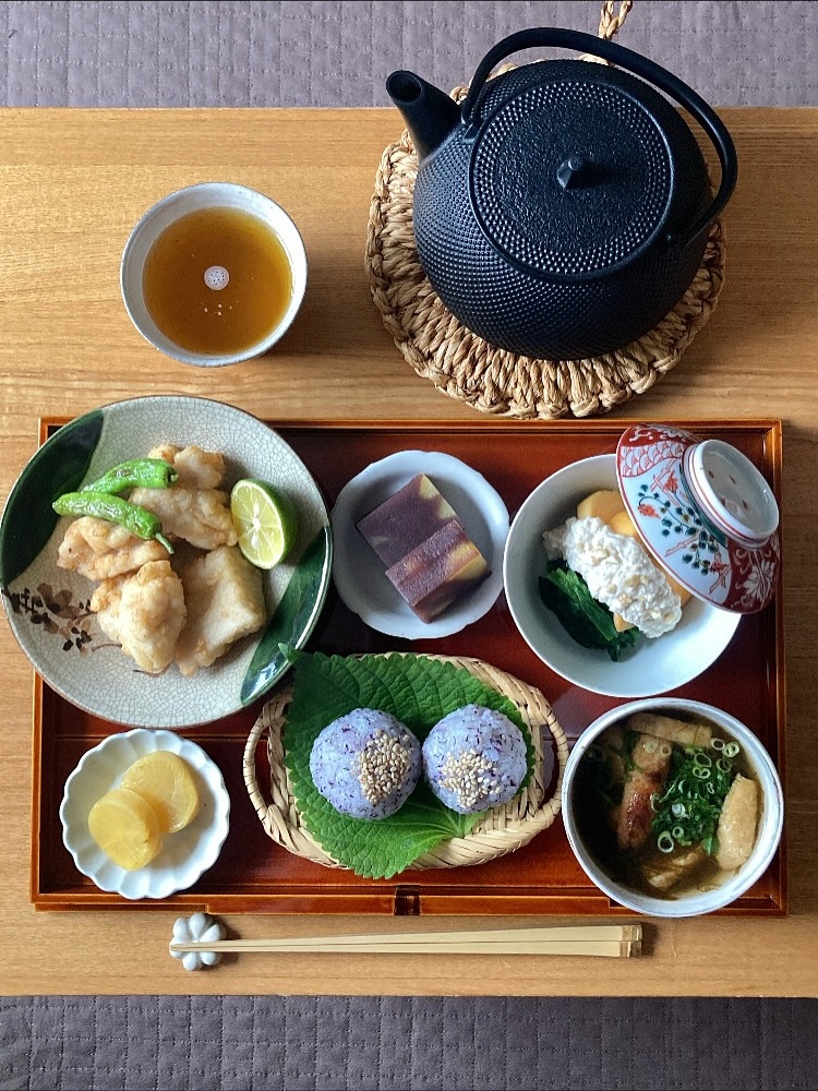https://www.instagram.com/p/DQ1KIzREzUu/?img_index=1